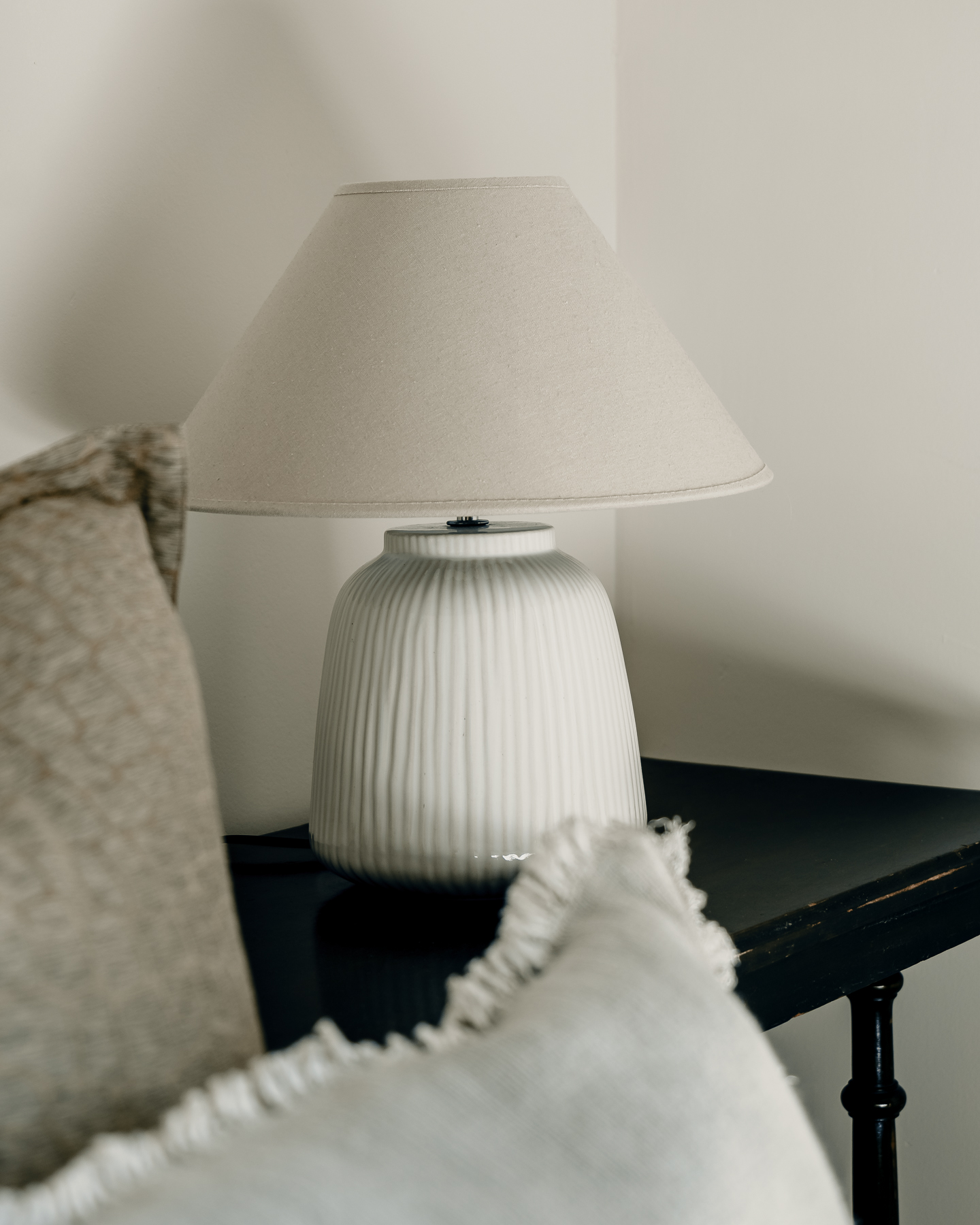 Side lamp-chateau-de-la-vigne