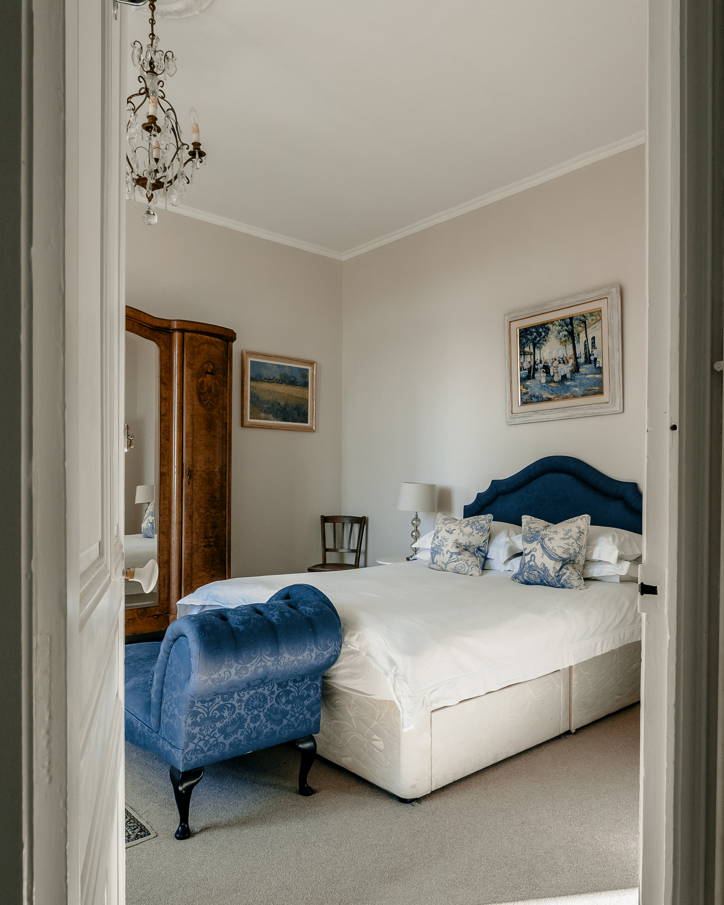 Family suite first floor-chateau-de-la-vigne 1