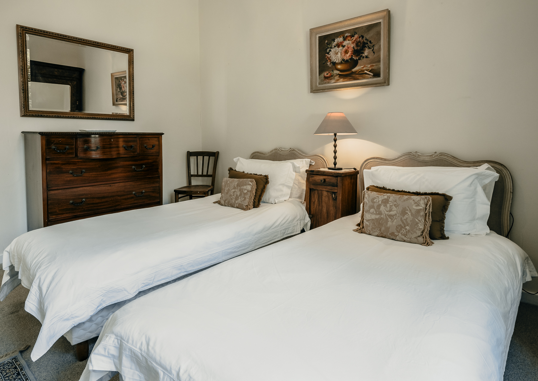Twin room-chateau-de-la-vigne 2
