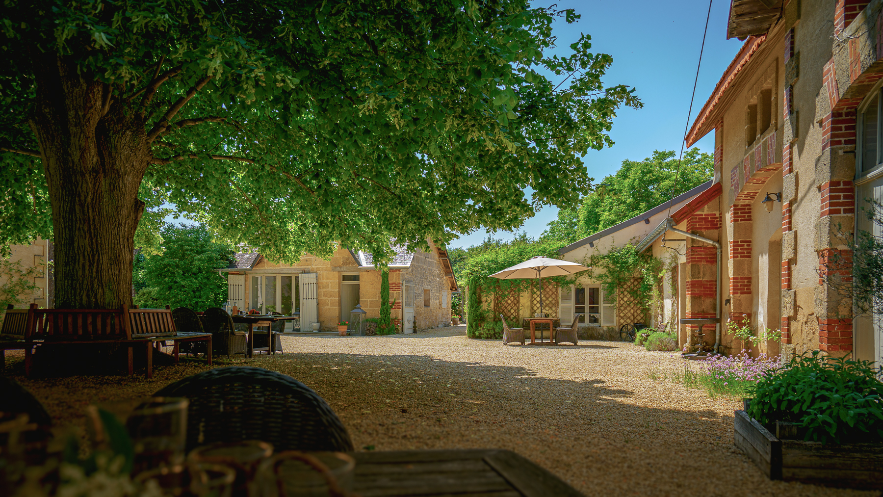 Coach House courtyard at Chateau de la Vigne