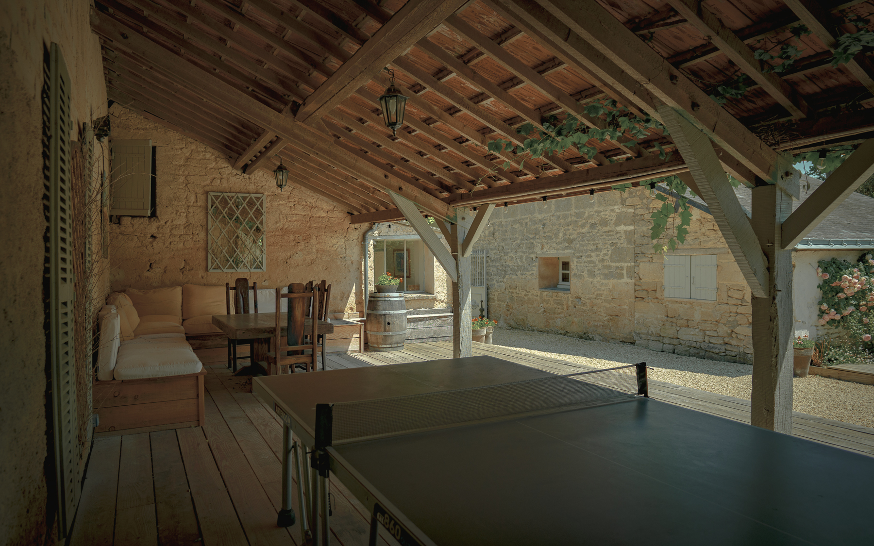 Ping pong terrace at Chateau de la Vigne